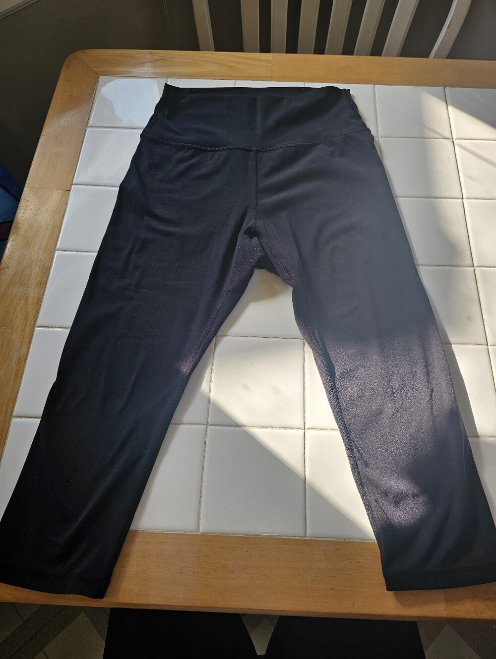 High-Waist Black Women's Cropped Leggings By Buffbunny Size L